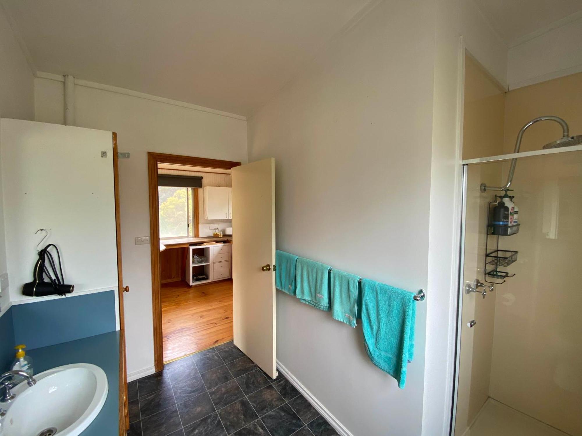 Clifton Beach Lodge Принстаун Екстериор снимка
