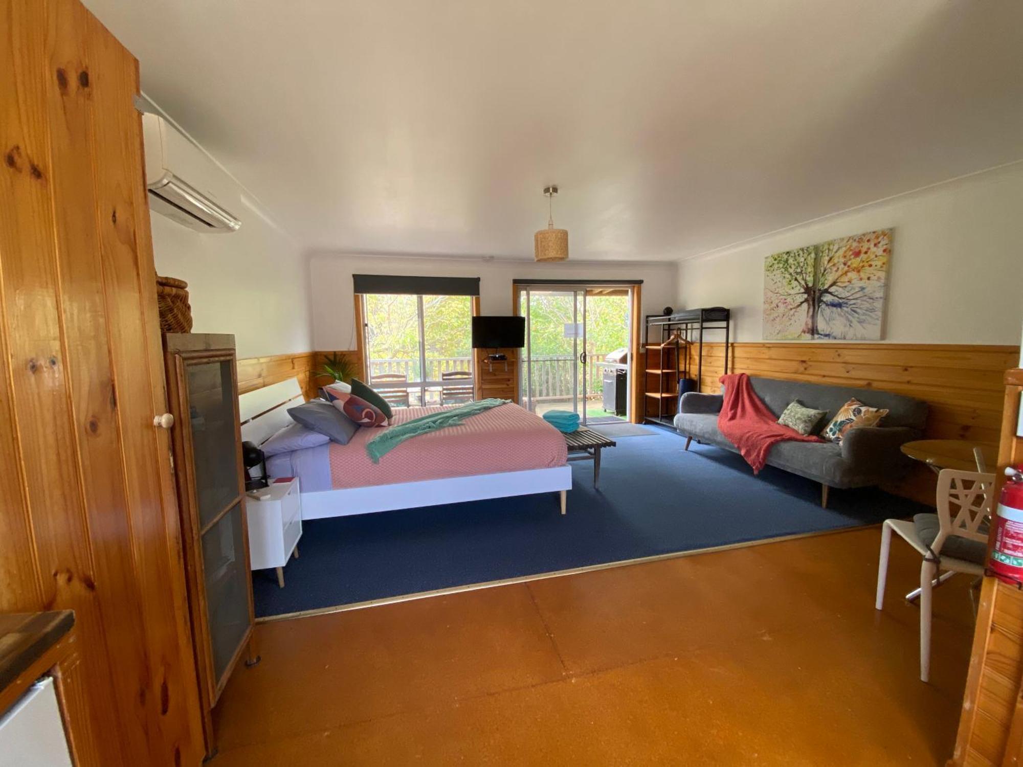 Clifton Beach Lodge Принстаун Екстериор снимка