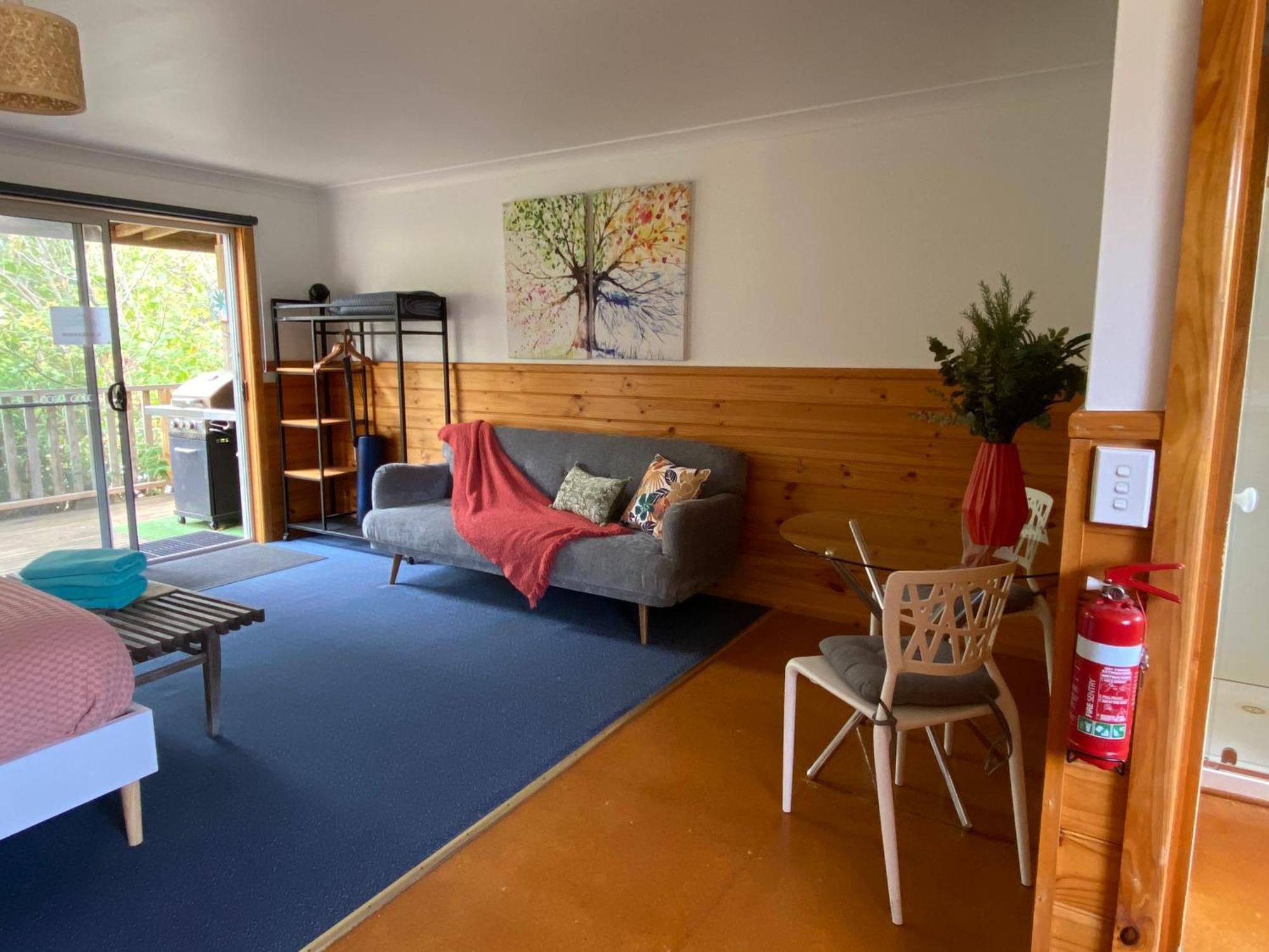 Clifton Beach Lodge Принстаун Екстериор снимка